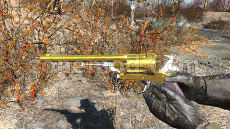 Золотой Револьвер Кольт